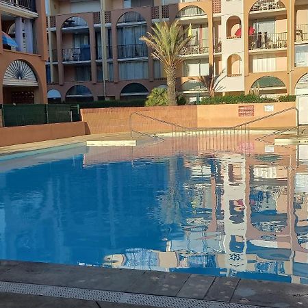 Appartement Situe Au Cap D'Agde Proche Plage Kültér fotó